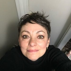 Meet your Posher, Leah